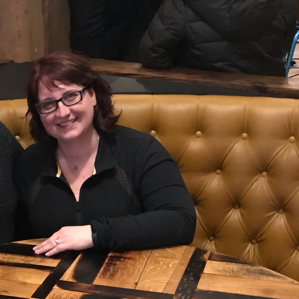 Meet your Poshers, Ceili & Ciara